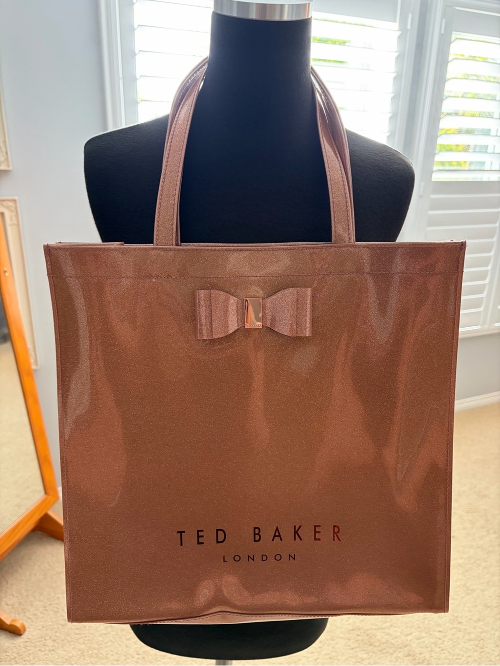 Ted Baker Sofcon Rosegold Icon Bag